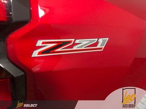 Used 2025 Chevrolet Colorado Z71 w/ Technology Package image 9