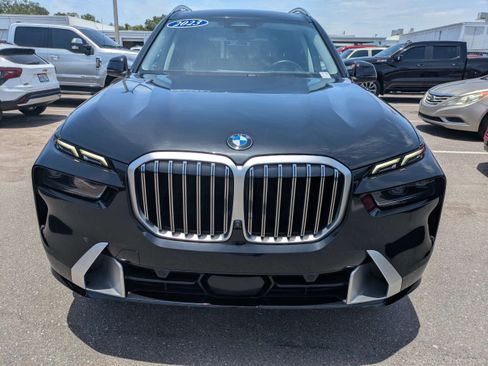 Used 2023 BMW X7 xDrive40i AWD/4WD image 8