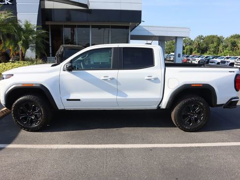 New 2025 GMC Canyon Elevation w/ Convenience Package image 3