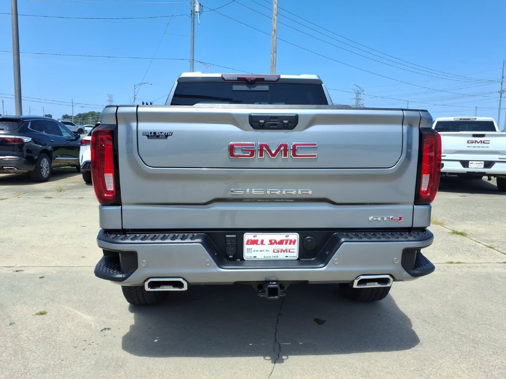 Used 2024 GMC Sierra 1500 AT4 w/ Technology Package AWD/4WD image 6