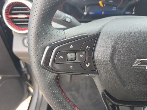 Used 2025 Chevrolet Trax RS w/ Driver Confidence Package image 16