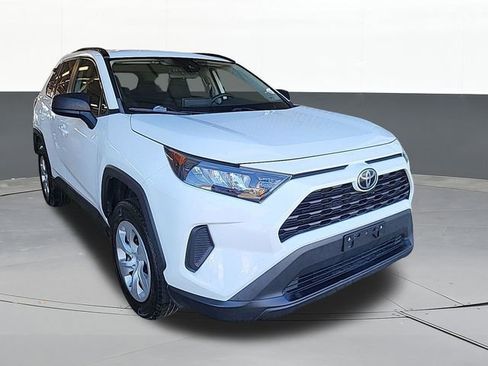 Used 2020 Toyota RAV4 LE FWD image 1