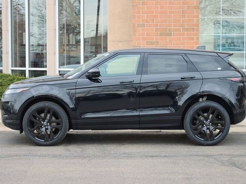 Used 2026 Land Rover Range Rover Evoque S image 2