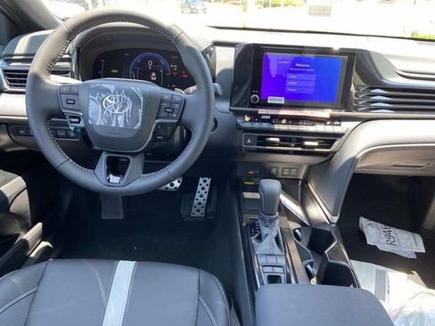 New 2026 Toyota Camry SE FWD image 7