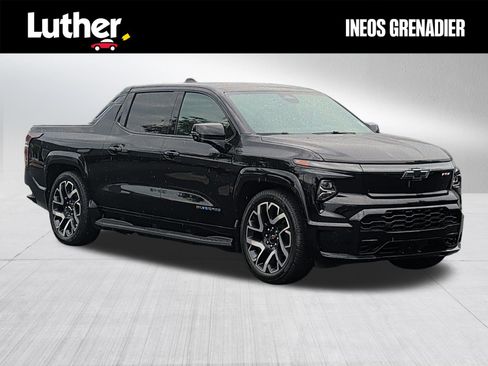 Used 2024 Chevrolet Silverado EV RST AWD/4WD image 1
