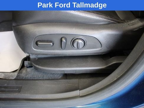 Used 2019 GMC Terrain SLT w/ Preferred Package image 13