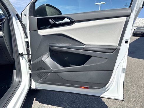 New 2026 Volkswagen Taos S FWD image 28