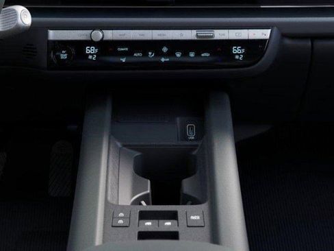 New 2025 Hyundai Ioniq 6 SEL image 16