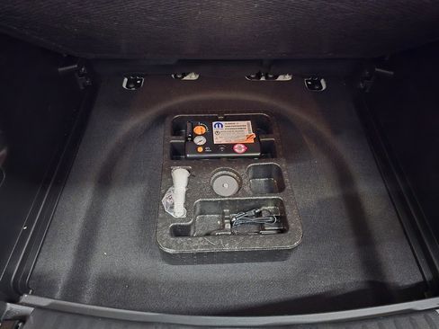 Certified 2022 Jeep Compass Latitude image 37