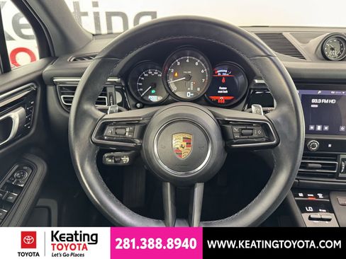 Used 2023 Porsche Macan Turbo AWD/4WD image 29