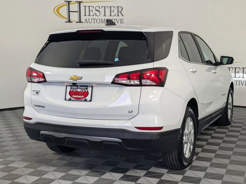 Certified 2024 Chevrolet Equinox LT FWD image 2