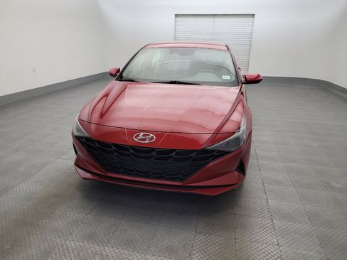 Used 2023 Hyundai Elantra SE FWD image 15