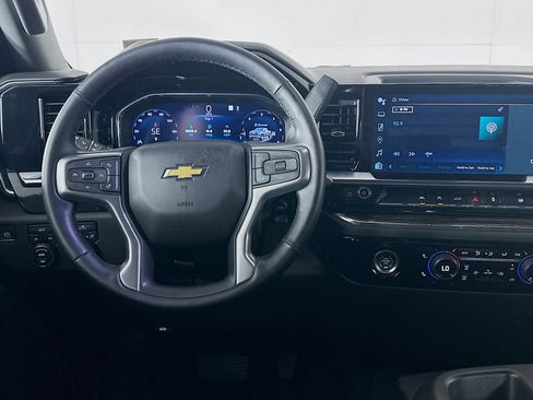 Used 2023 Chevrolet Silverado 1500 LT image 17
