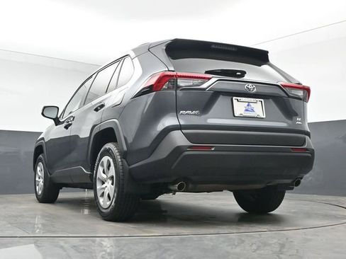 Used 2019 Toyota RAV4 LE w/ All Weather Liner Package AWD/4WD image 32