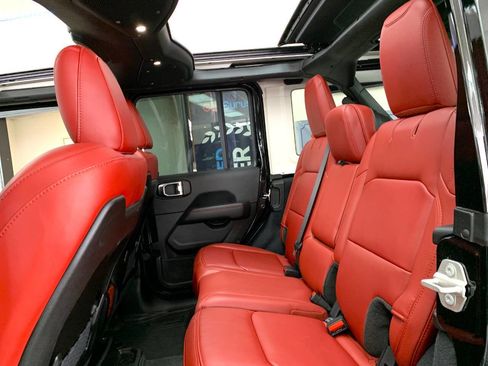 Used 2024 Jeep Wrangler Unlimited Rubicon 392 image 11