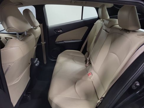 Used 2019 Toyota Prius XLE image 22