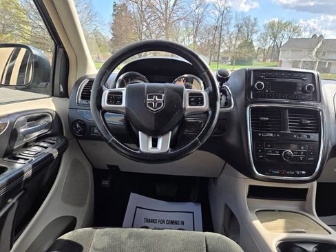 Used 2012 Dodge Grand Caravan Crew image 33