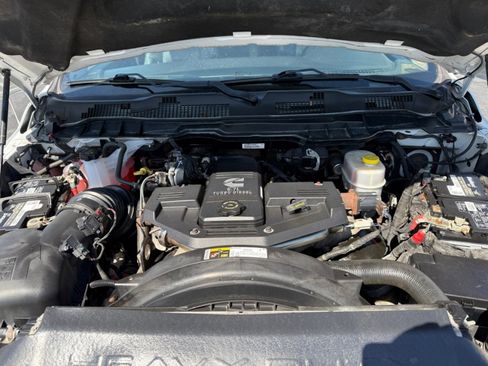 Used 2017 RAM 2500 Laramie image 39