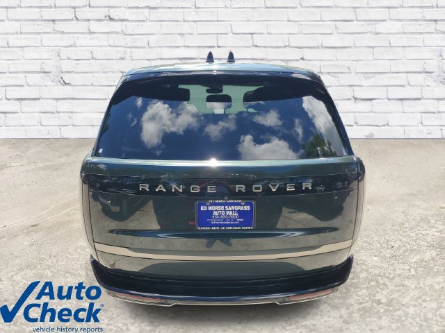 Used 2025 Land Rover Range Rover SE AWD/4WD image 3