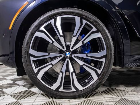 Used 2026 BMW X7 M60i w/ Climate Comfort Package AWD/4WD image 9