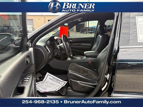 Used 2020 Dodge Durango R/T w/ Blacktop Package image 9