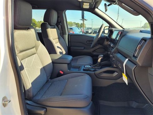New 2026 Nissan Frontier SV w/ SV Convenience Package image 6
