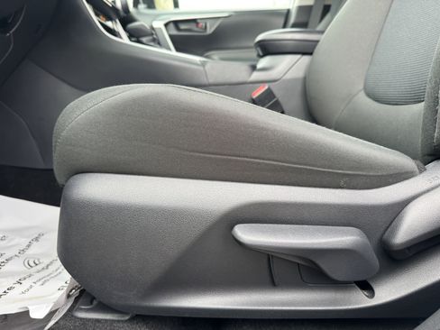 Used 2025 Toyota RAV4 LE image 11