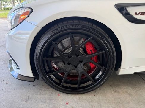 Used 2017 Mercedes-Benz C 63 AMG S image 21