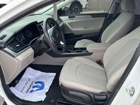Used 2018 Hyundai Sonata SE image 12
