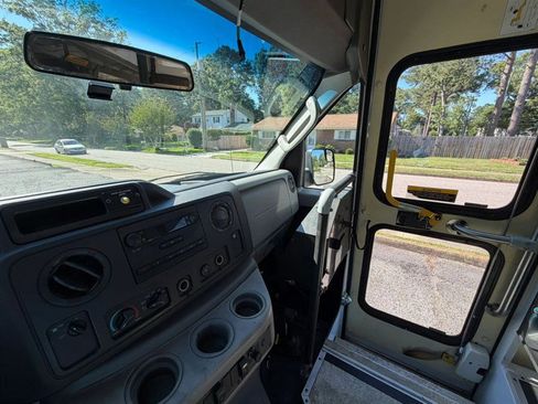 Used 2013 Ford E-350 and Econoline 350 Extended Super Duty w/ PWR Group RWD image 21