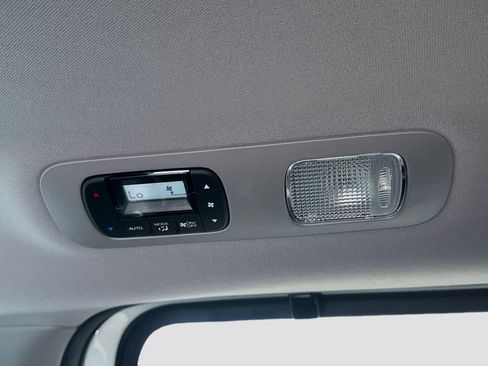 Certified 2024 Honda Odyssey Elite image 24