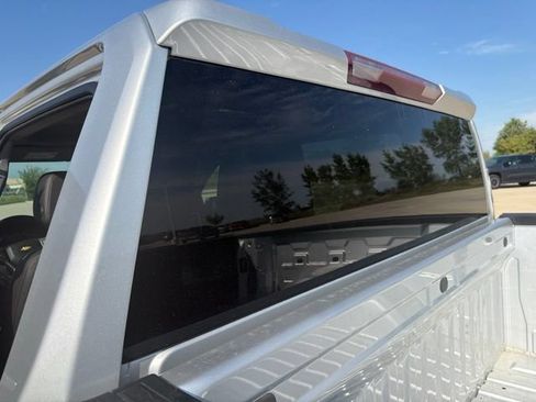 Used 2020 Chevrolet Silverado 1500 LTZ AWD/4WD image 23