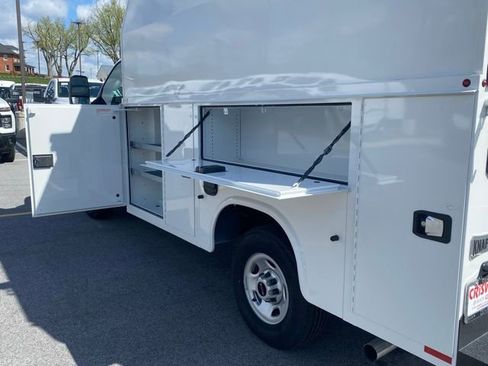 New 2024 GMC Savana 3500 w/ Power Convenience Package image 6