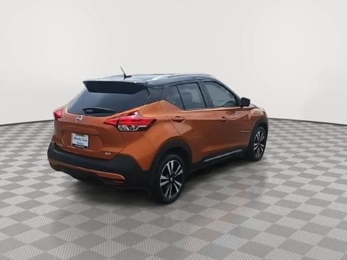 Used 2020 Nissan Kicks SR FWD image 8