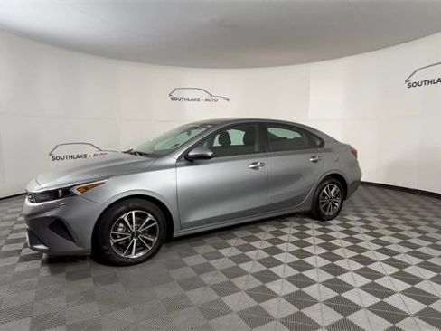 Certified 2024 Kia Forte LXS w/ LXS Technology Package image 4