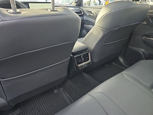 New 2025 Toyota Crown Signia image 20