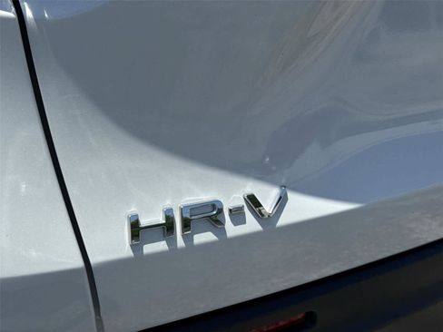 Used 2024 Honda HR-V LX image 11
