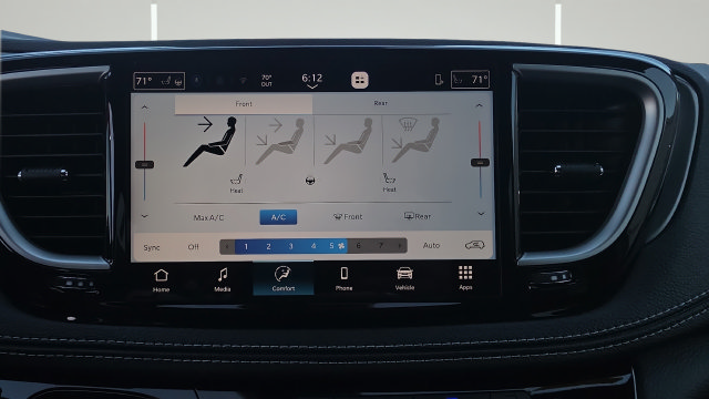 New 2026 Chrysler Pacifica Select FWD image 15