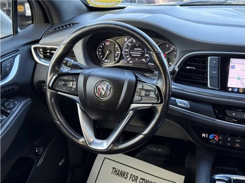 Used 2022 Buick Enclave Premium image 39