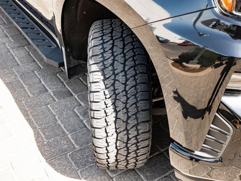 Used 2021 Chevrolet Silverado 1500 RST image 48