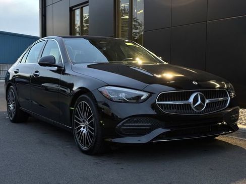 Used 2025 Mercedes-Benz C 300 4MATIC Sedan image 9