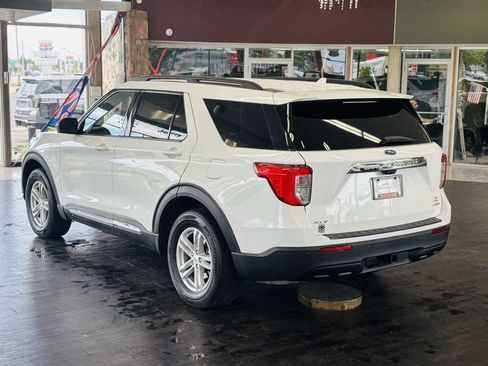 Used 2023 Ford Explorer XLT w/ Class IV Trailer Tow Package AWD/4WD image 13