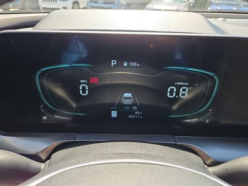 Used 2024 Kia Telluride S FWD image 19