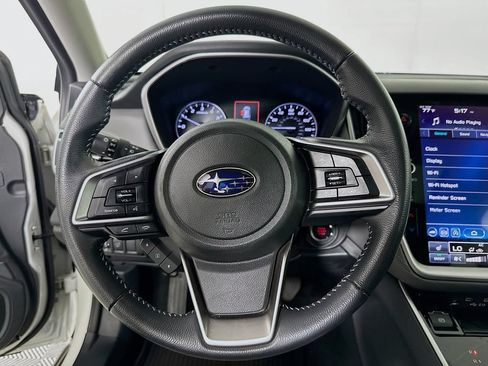 Used 2020 Subaru Outback Onyx Edition XT w/ Popular Package #2 AWD/4WD image 18