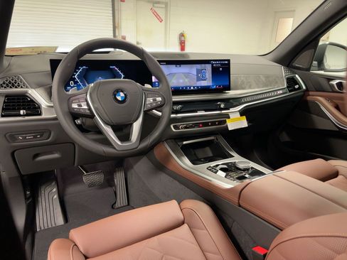 New 2026 BMW X5 sDrive40i image 28