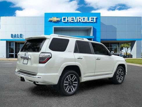 Used 2023 Toyota 4Runner Limited AWD/4WD image 3