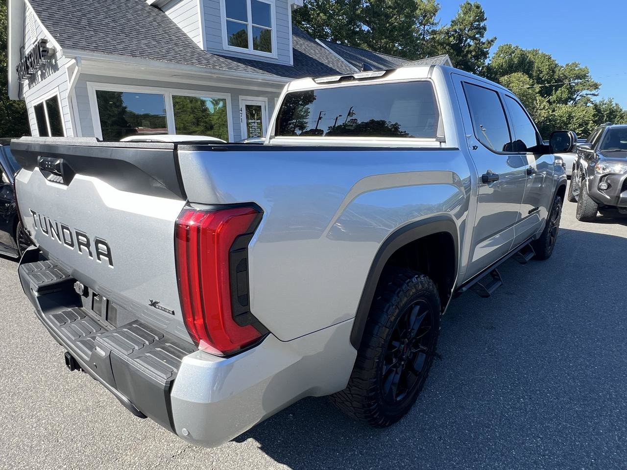 Used 2023 Toyota Tundra SR5 w/ SR5 Convenience Package AWD/4WD image 5