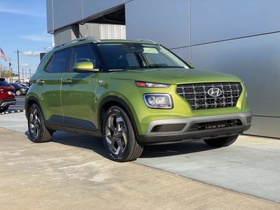 Used 2023 Hyundai Venue SEL