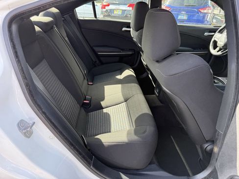 Used 2016 Dodge Charger SE w/ Popular Equipment Group RWD image 17