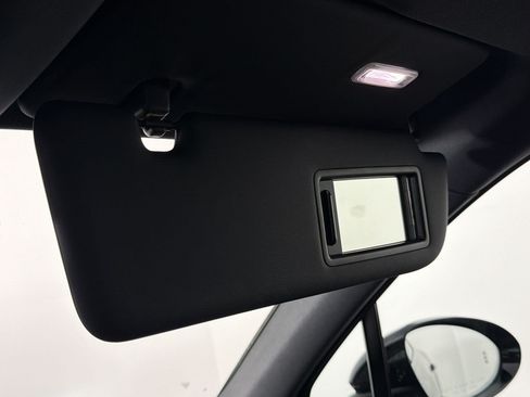 Certified 2024 Porsche Cayenne AWD/4WD image 27